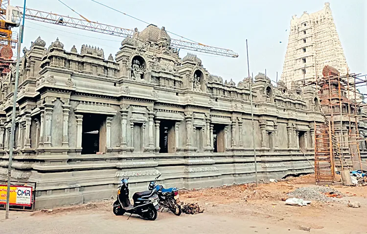 Rajagopurams on three sides of the Nukalamma temple