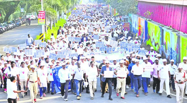 ప్రజాస్వామ్యానికి పునాది ఓటు హక్కు