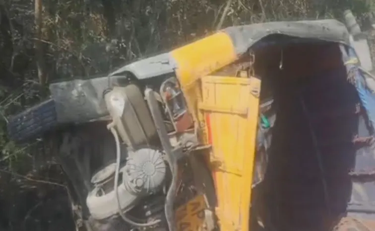 Road Accident On Warangal-Khammam Highway