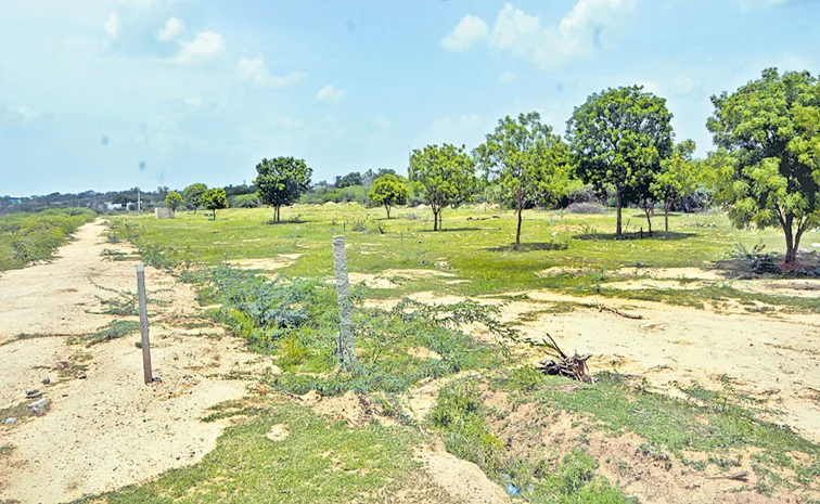 Above 2 lakh acres of uncultivable land in Telangana