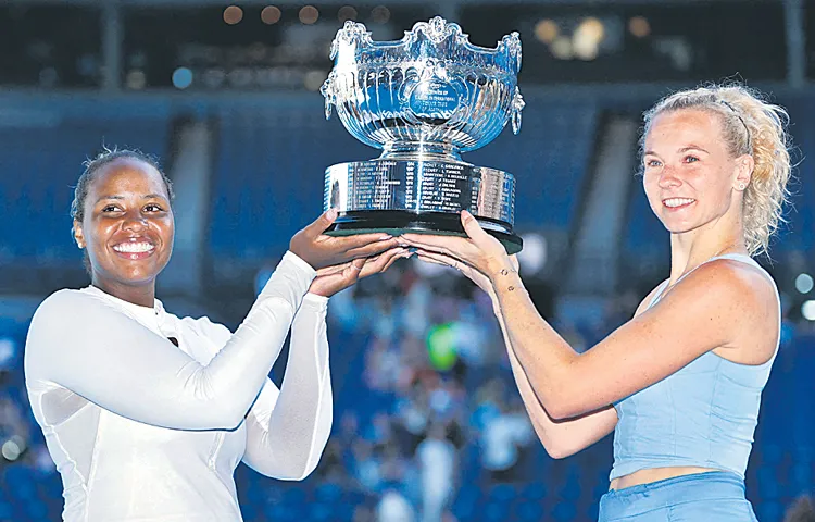 Siniakova and Townsend win Australian Open doubles title 2025