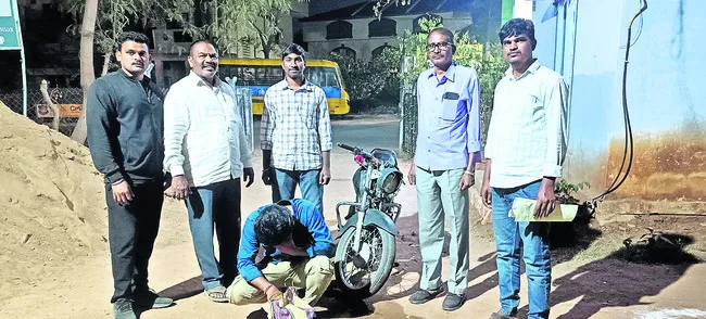 ఐదుగురికి జైలు శిక్ష
