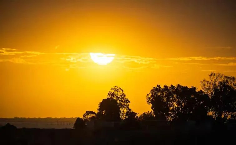 Extreme fire danger grips Australia