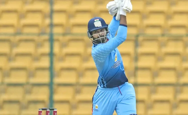 Shreyas Iyer smashes century in Vijay Hazare Trophy