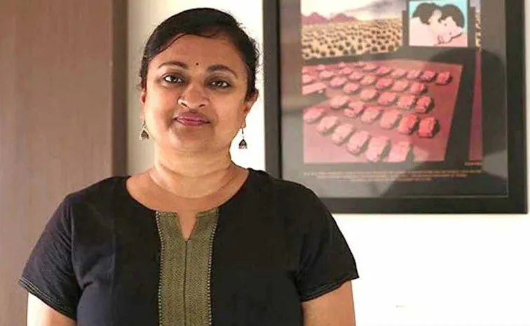 Tollywood Director Aparna Malladi Passed Away Battled With Cancer