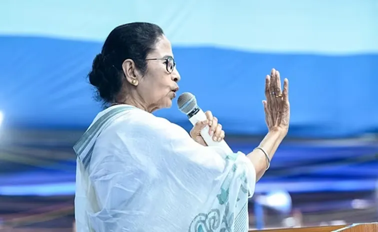 Mamata says BSF helping infiltrators enter Bengal to destabilise state