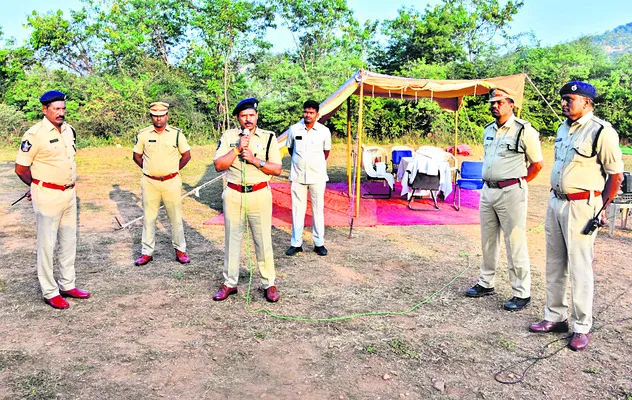 ఆయుధాల పనితీరుపై అవగాహన ముఖ్యం