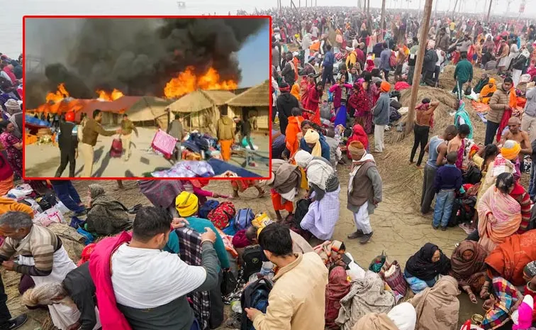 Fire Accident At Maha kumbh 2025 Sector 22