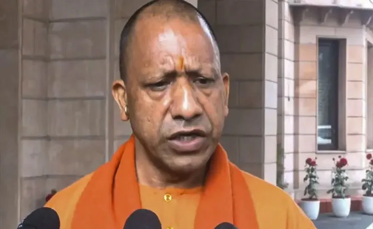 Mahakumbh-2025 CM Yogi Meeting with Senior Officials