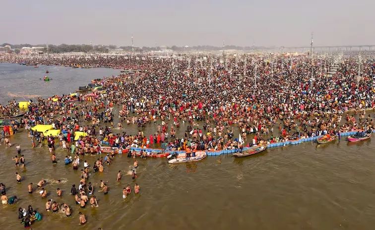 Kumbhmela Effect Ganga Arti In Varanasi Stopped