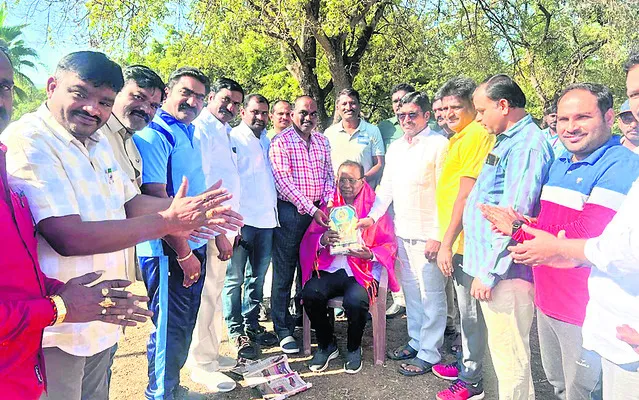 టీపీజేఎంఏ క్రీడా పోటీలు ప్రారంభం