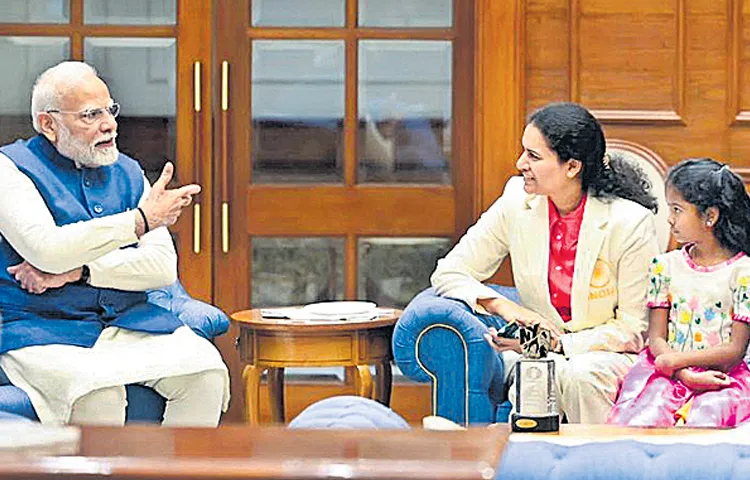 Koneru Hampi meets Prime Minister Narendra Modi