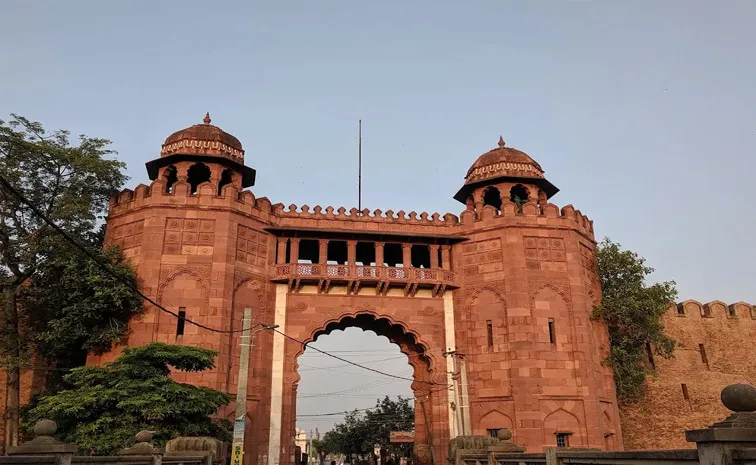 Darbhanga Like Delhi there is Red Fort in Darbhanga