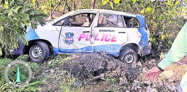 డిప్యూటీ సీఎం కాన్వాయ్‌లో అపశ్రుతి