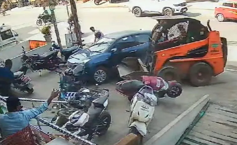 Ghmc Vehicle Chaos In Hyderabad Mallapur