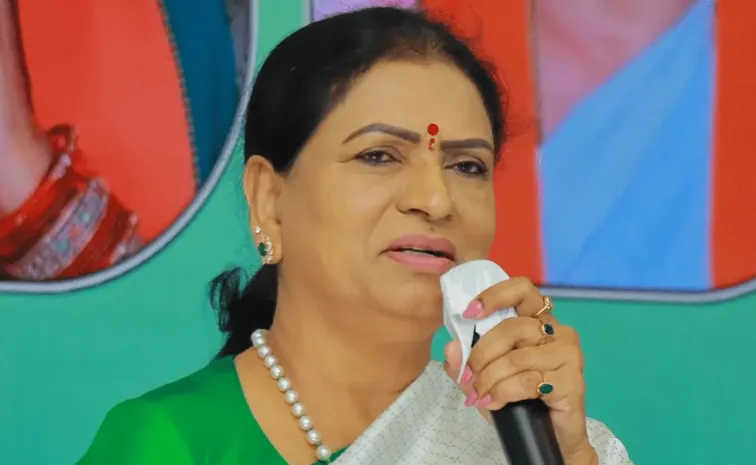 All Parties Should Be In Indiramma Committees BJP MP DK Aruna Demands