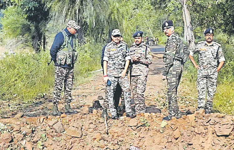 Former Naxals in DRG Local Youth among Fighters