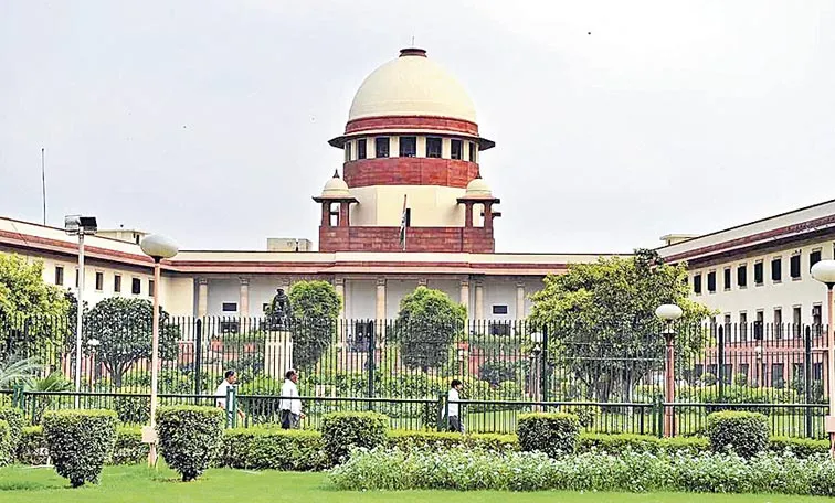 Supreme Court comments on disqualification case of telangana mlas