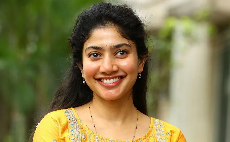 Thandel Heroine Sai Pallavi Advised Complete Bed Rest Due To Exertion