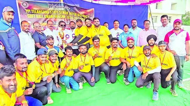 క్రీడలతో తెలంగాణ కీర్తిని చాటాలి