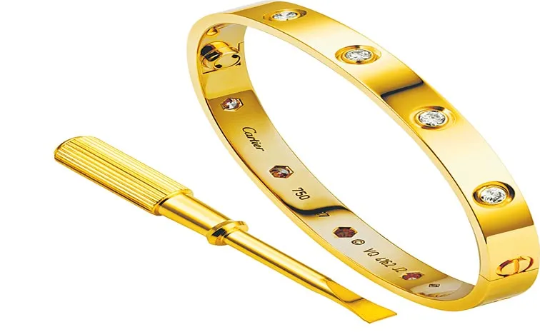 Aldo Cipullo created the Cartier Love bracelet in New York in 1969