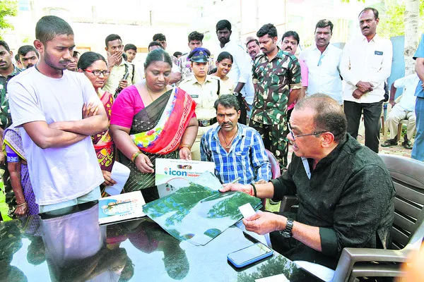 ప్రజా సమస్యలు పరిష్కరించడంలోనే సంతృప్తి