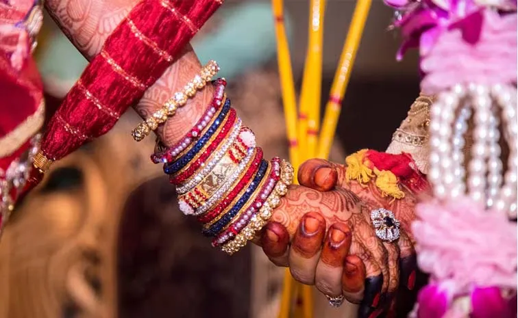 Delhi Groom Dances Bride's Father Calls Off Wedding