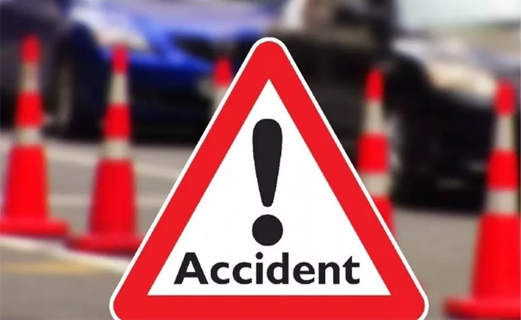 Road accident in Gujarat's Kachchh