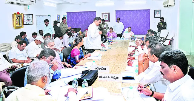 మంచినీటి ఎద్దడి లేకుండా చర్యలు 