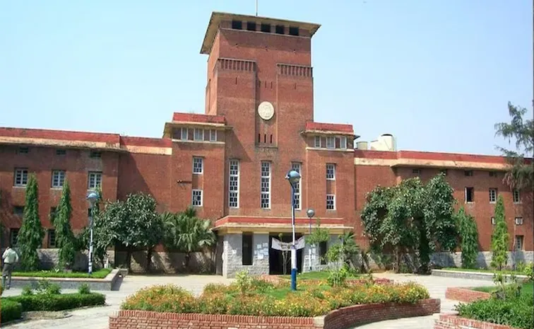 Know Which Prominent Leaders has Delhi University Produced and from which College