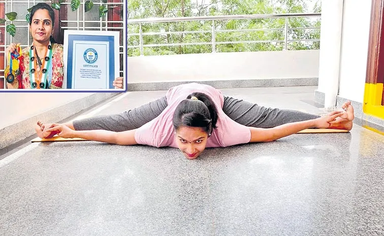 Guinness Book of World Record Yoga Vasantha Lakshmi in Samakonasana pose