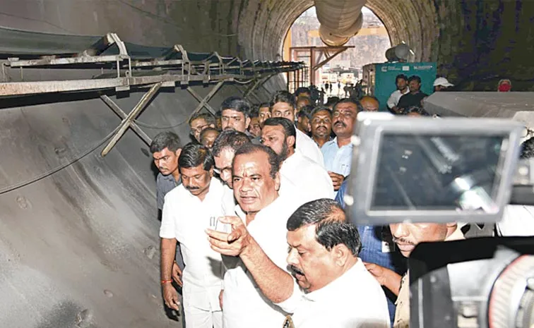 BRS busy in politicising even an SLBC tunnel accident: Komatireddy Venkat Reddy