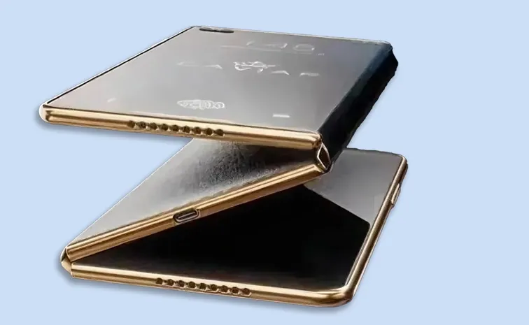 Samsung Tri Fold SmartPhone Details