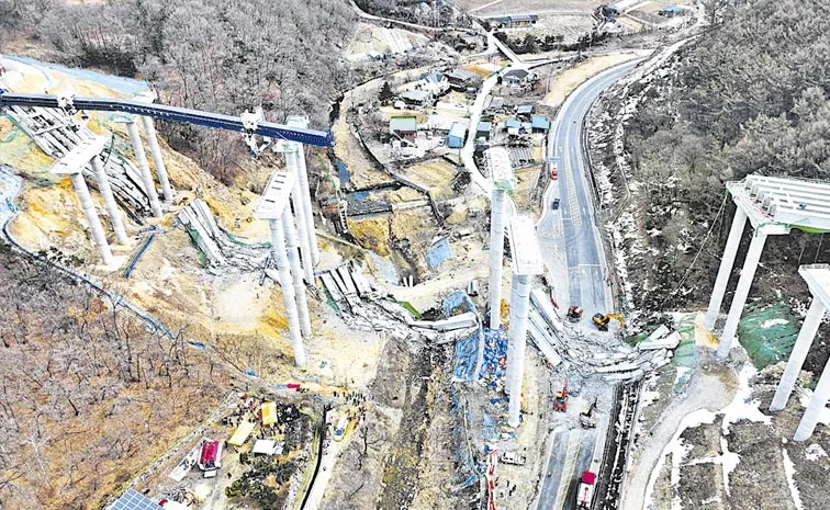 highway under construction collapses in south korea