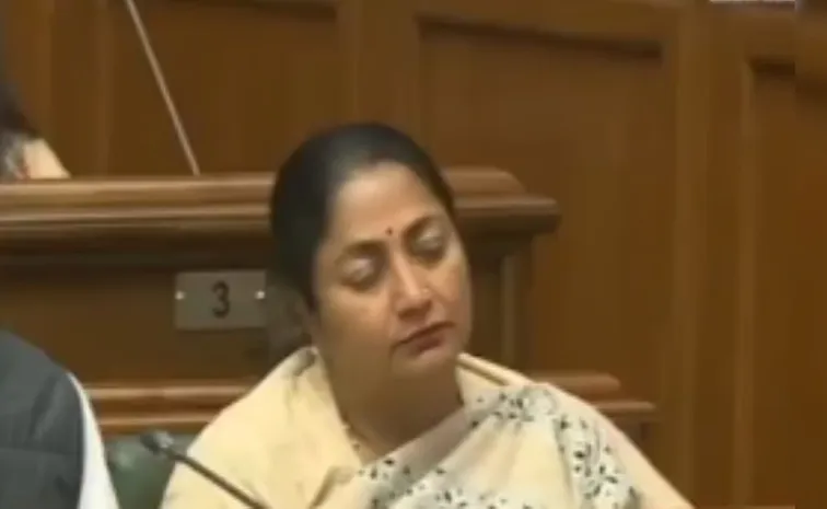 Delhi CM Rekha Gupta was sleeping during the Delhi Assembly Session