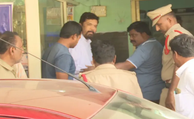 Posani Krishna Murali Police Case Related Live Updates