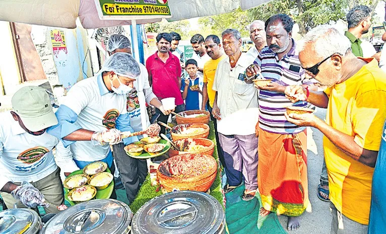 Fermented rice Tiffin center people's craze Where check in this story