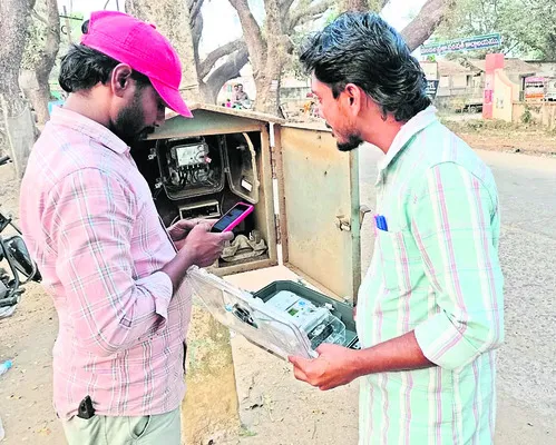 శరవేగంగా స్మార్ట్‌ మీటర్ల ఏర్పాటు 