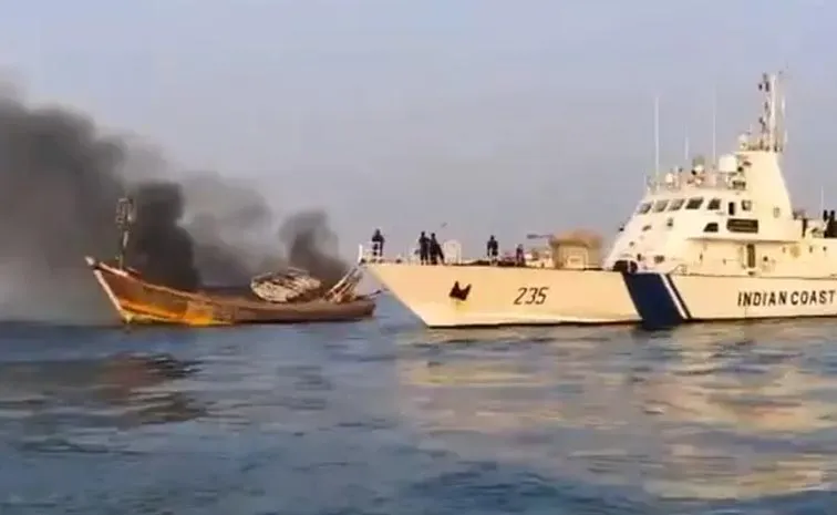 Fishermen Boat Catches Fire Near Mumbai Check Latest Details Here