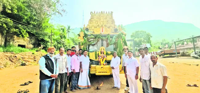 ఒడిశాకి తరలివెళ్లిన అప్పన్న ప్రచార రథం 