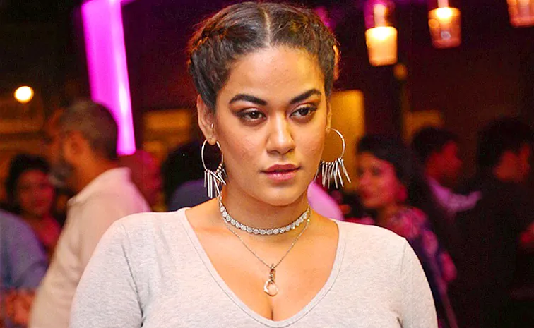 Mumaith Khan Opens Up Her Breakup Story