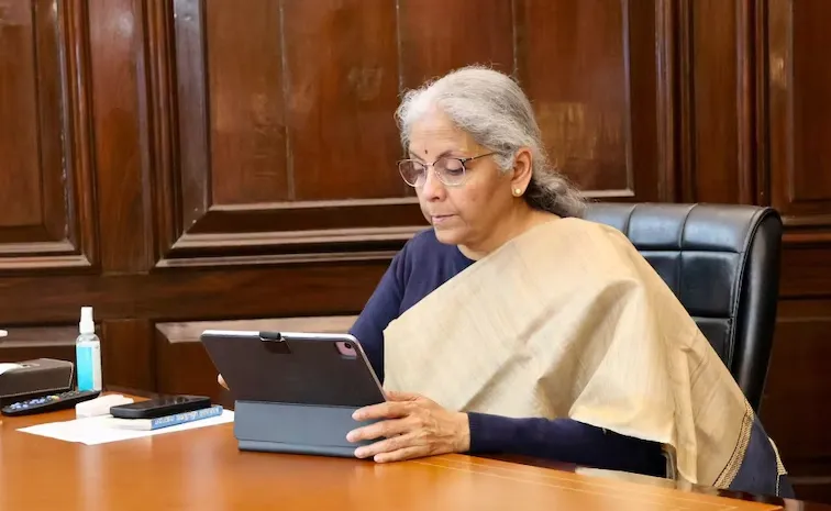 No Plans To Shut it Down old Tax Regime Says Nirmala Sitharaman