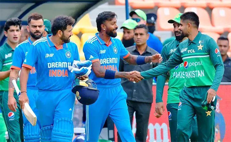 ! 25,000 tickets for India vs Pakistan Champions Trophy match sold out in 1 hour