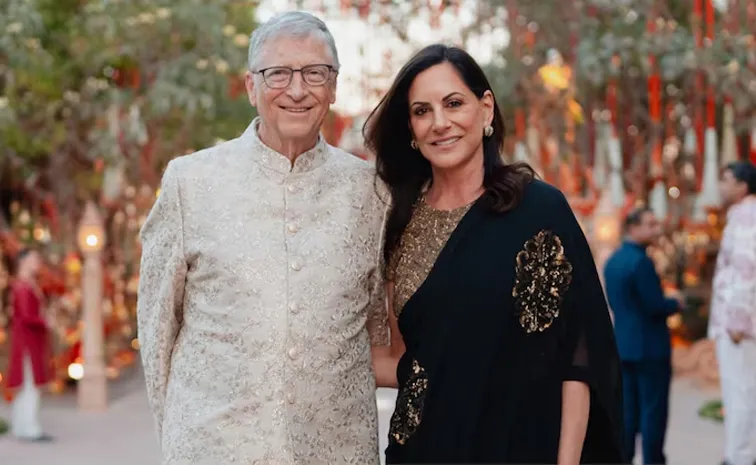 Bill Gates talks about girlfriend Paula Hurd and revels why he likes her