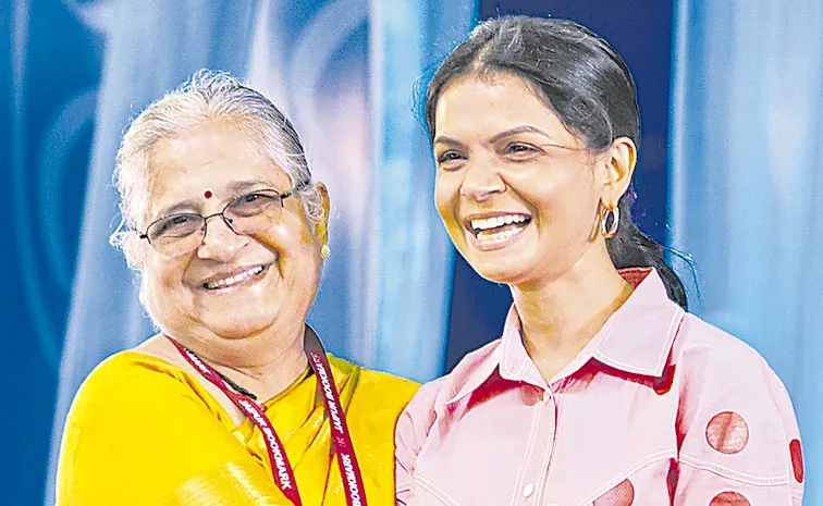 Sudha Murty and daughter Akshata discuss parenting at Jaipur Literature festival