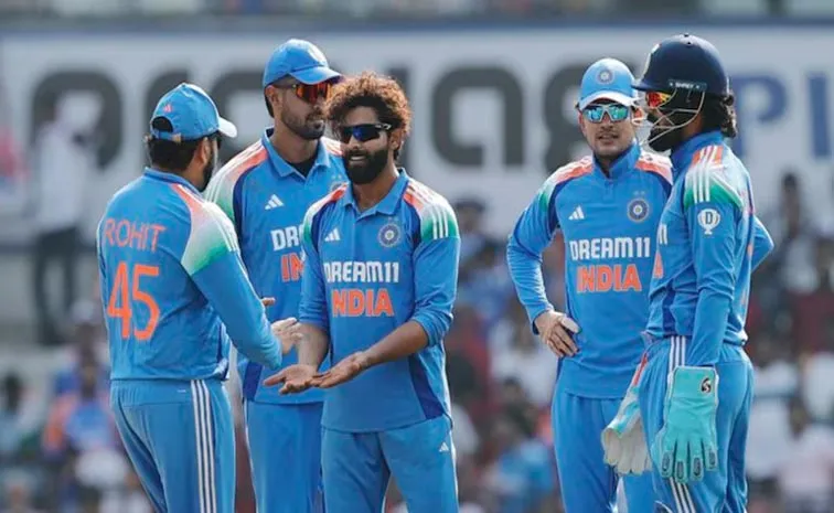 India Beat England By 4 Wickets In 1st ODI