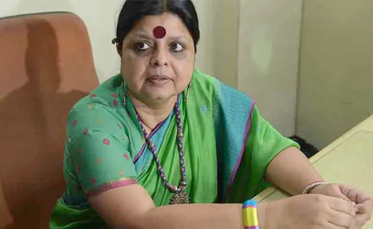 Deepa Das Munshi Warns Congress Mlas