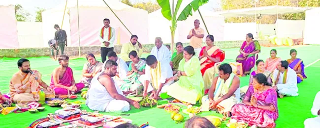 ఘనంగా విగ్రహ ప్రతిష్ఠాపనోత్సవం