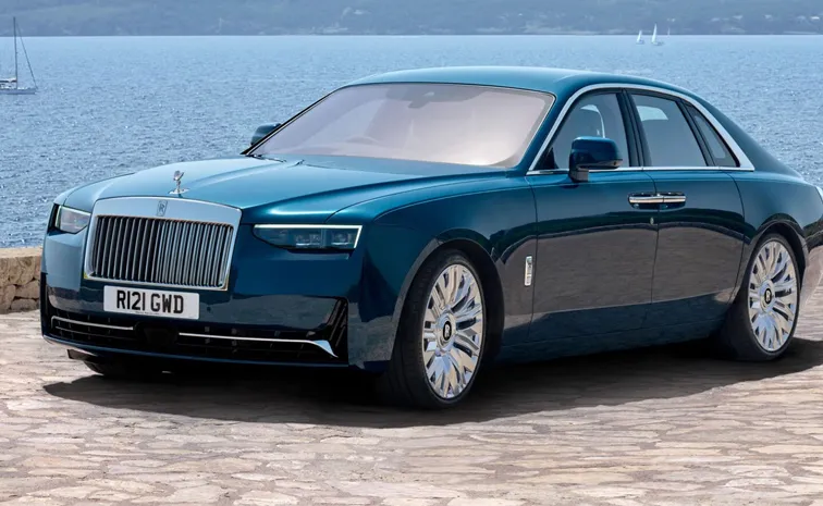 Rolls Royce Ghost Series II Launched In India