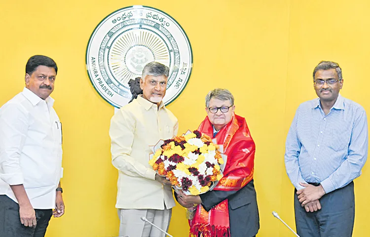 CM Chandrababu Naidu asks NITI Aayog Vice Chairman Suman Berry for Swarnandhra 2047 plan